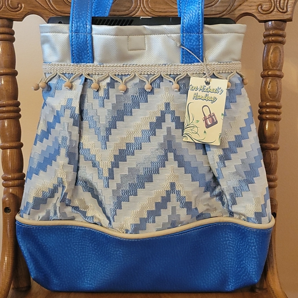 Purse - Picture 9 of 9